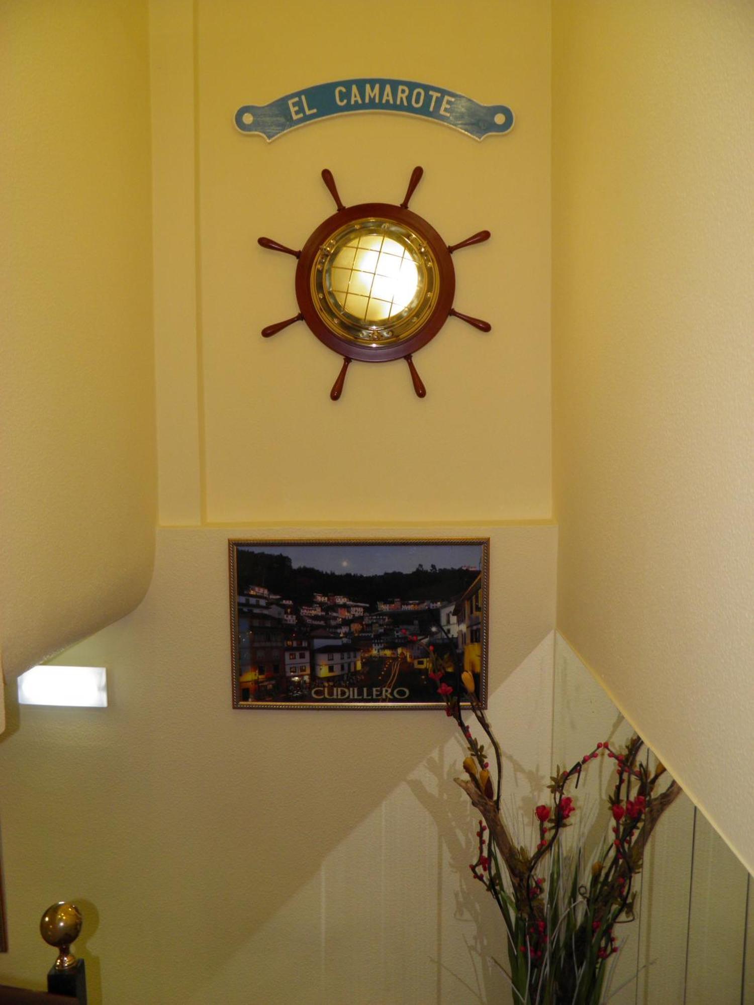 Pension El Camarote กูดีเยโร ภายนอก รูปภาพ