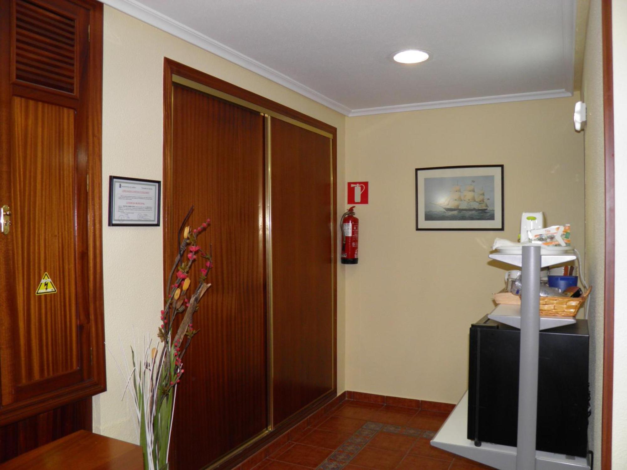 Pension El Camarote กูดีเยโร ภายนอก รูปภาพ