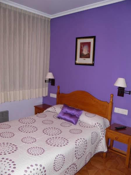 Pension El Camarote กูดีเยโร ภายนอก รูปภาพ